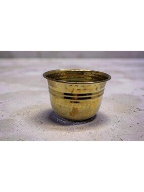 vintage 1990s solid brass made in india planter vase.